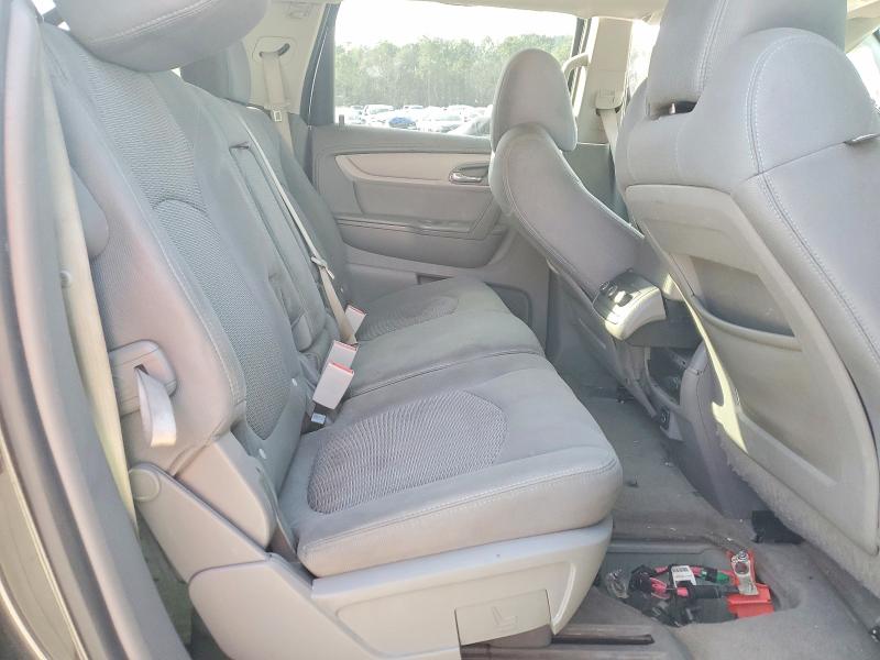 Photo 11 from auction – 2017 CHEVROLET TRAVERSE L with VIN 1GNKRFED4HJ203046