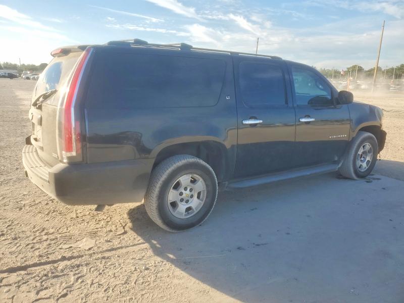 Photo 3 from auction – 2011 CHEVROLET SUBURBAN with VIN 1GNSCJE04BR385230
