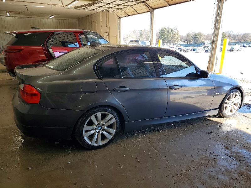 Photo 3 from auction – 2006 BMW 325 I AUTO with VIN WBAVB17536NK35041