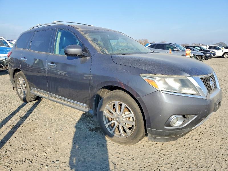 Photo 4 from auction – 2014 NISSAN PATHFINDER with VIN 5N1AR2MN7EC604111