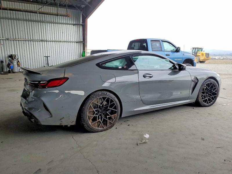 Photo 3 from auction – 2022 BMW M8 with VIN WBSAE0C09NCK16302