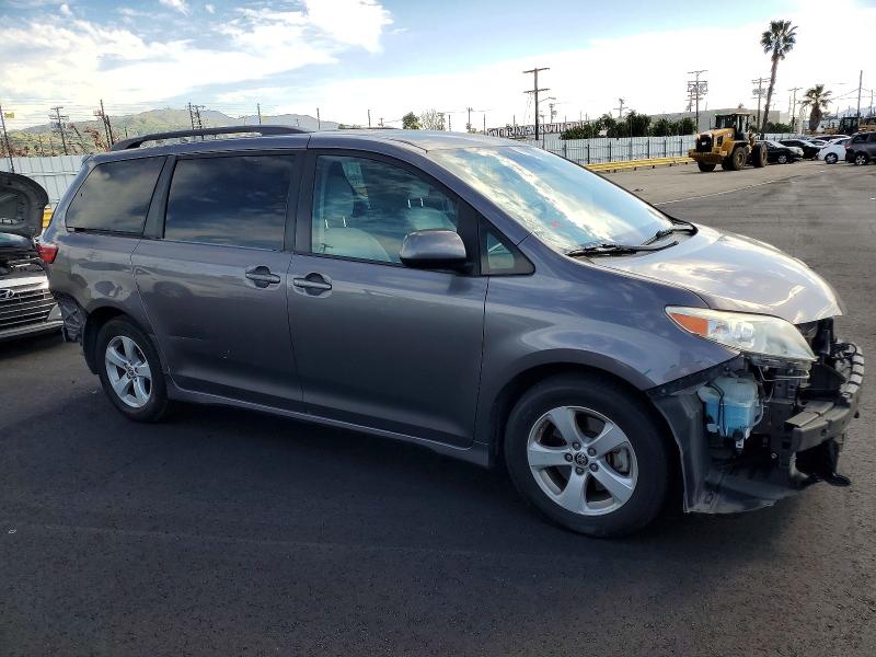 Photo 4 from auction – 2020 TOYOTA SIENNA with VIN 5TDKZ3DC2LS065602