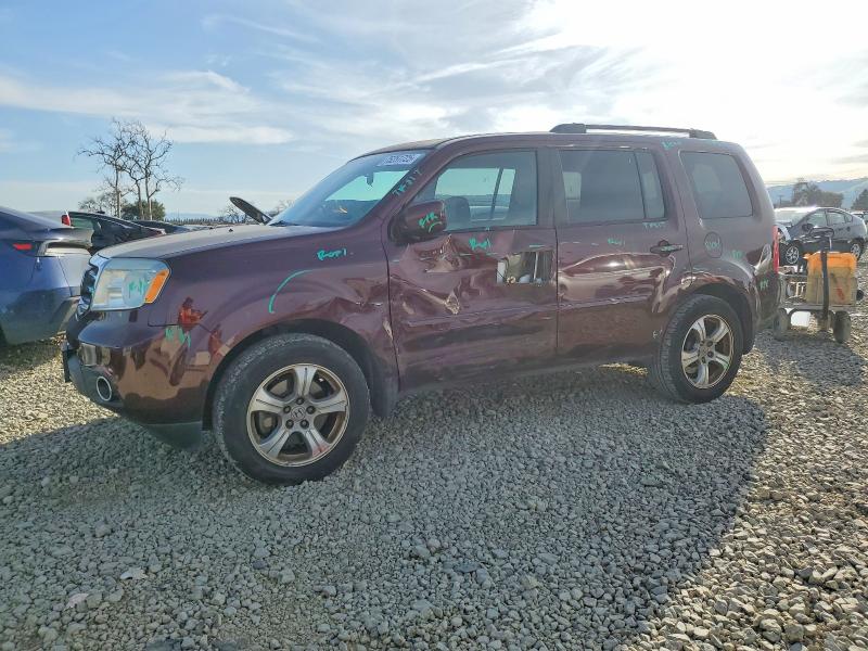 HONDA PILOT EX 2014 with VIN 5FNYF3H45EB023163 - Photo from auction