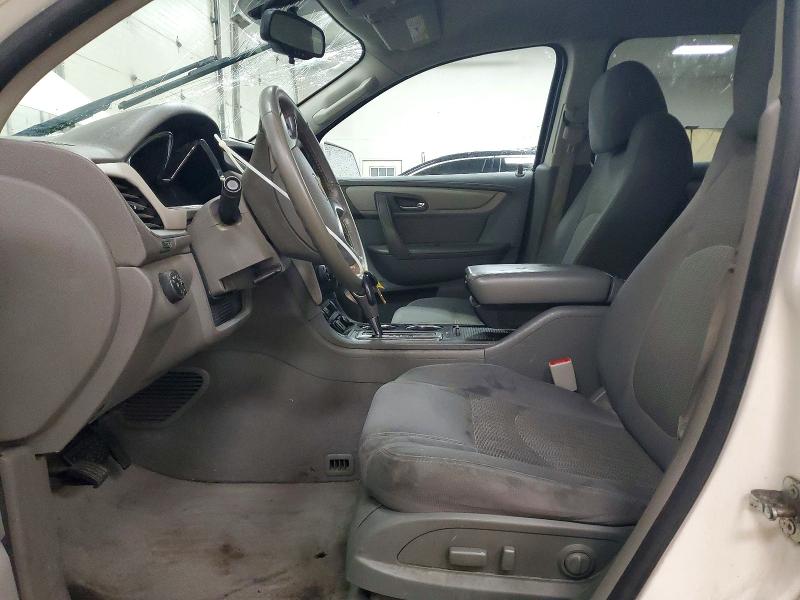 Photo 7 from auction – 2015 CHEVROLET TRAVERSE L with VIN 1GNKRGKD4FJ262685