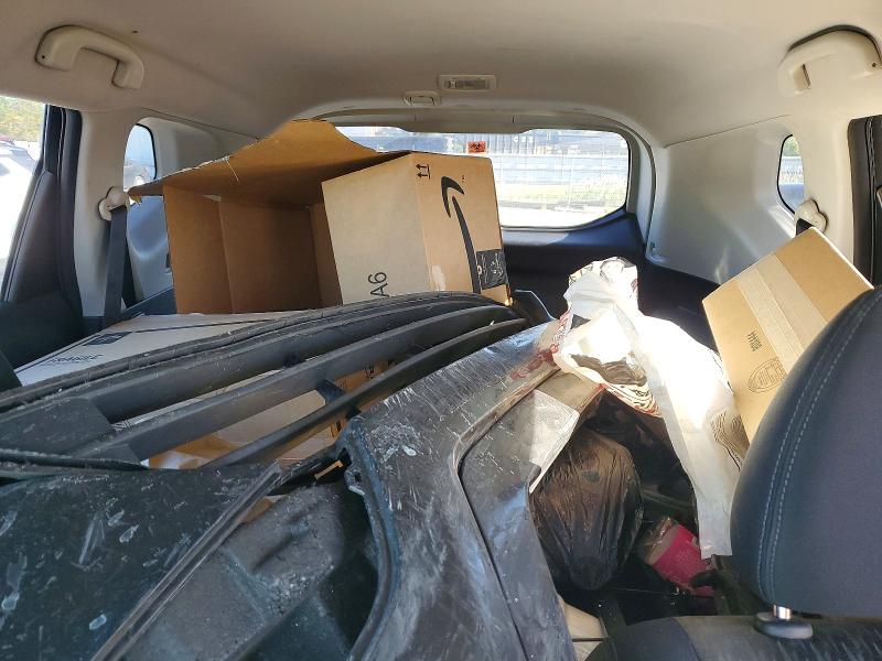 Photo 10 from auction – 2017 NISSAN ROGUE with VIN JN8AT2MT1HW392284