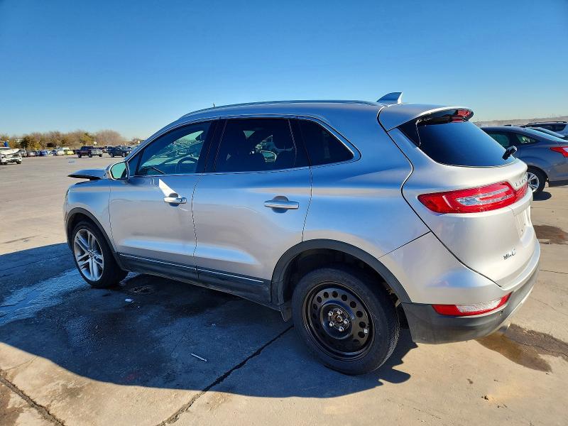 Photo 2 from auction – 2016 LINCOLN MKC with VIN 5LMTJ3DH6GUJ04757