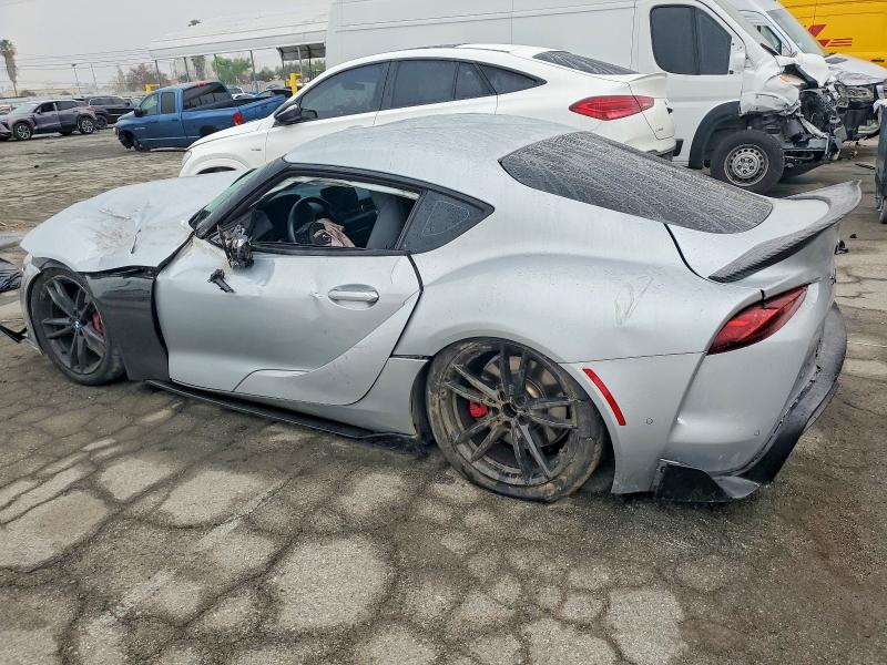 Photo 2 from auction – 2022 TOYOTA SUPRA with VIN WZ1DB0C00NW053746