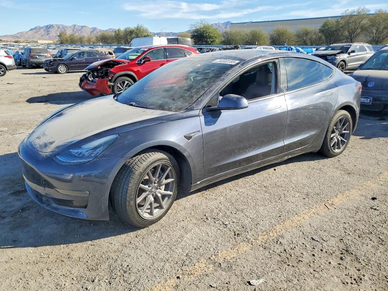 TESLA MODEL 3 2019 with VIN 5YJ3E1EB5KF386871 - Photo from auction
