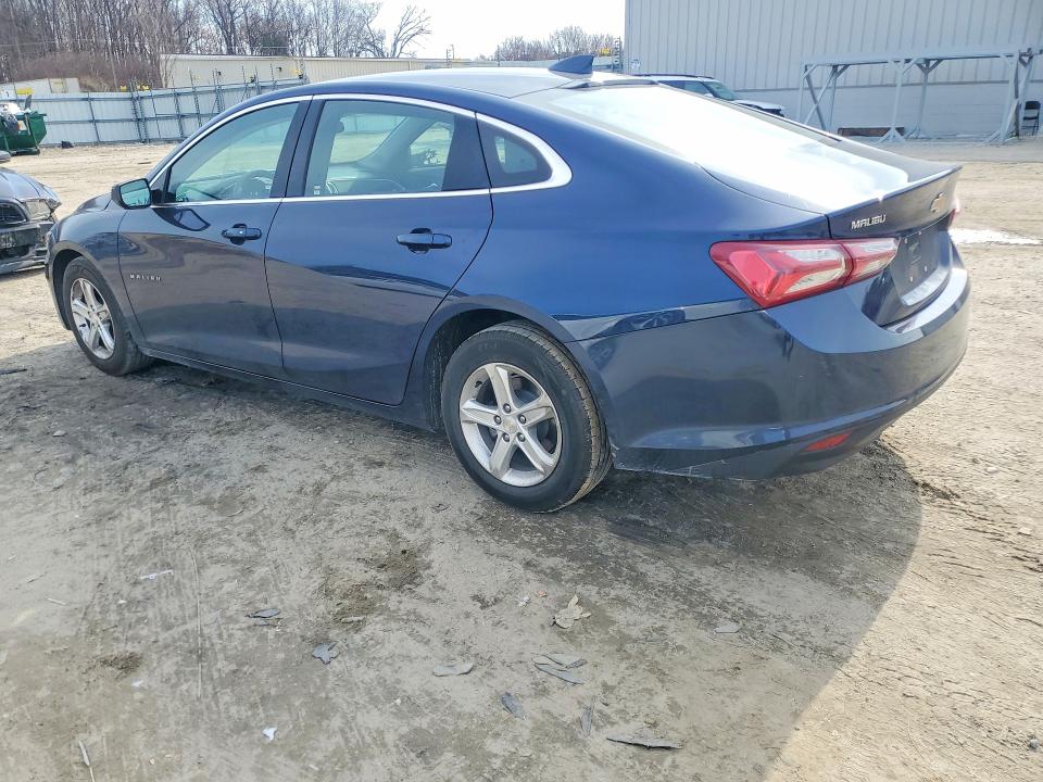Photo 2 from auction – 2022 CHEVROLET MALIBU LT with VIN 1G1ZD5ST0NF143169