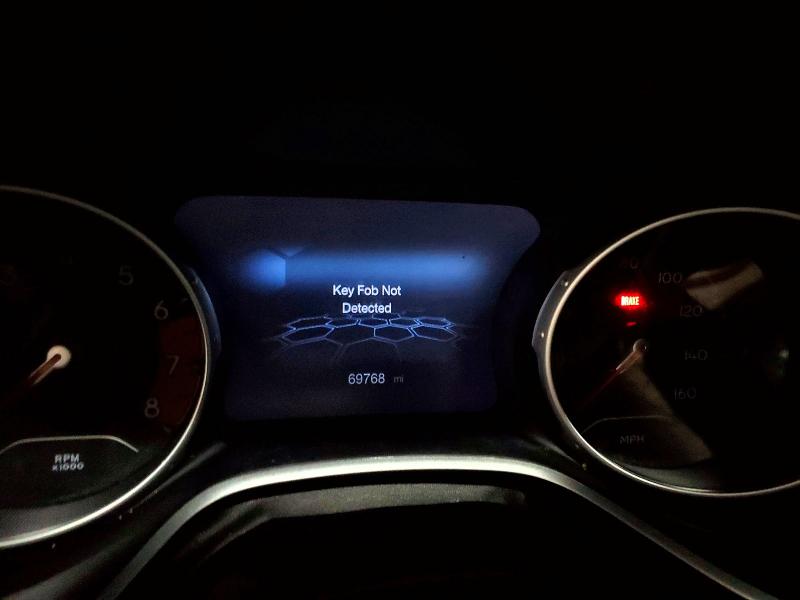 Foto 9 de la subasta – 2018 JEEP COMPASS LA con VIN 3C4NJDBB3JT222836