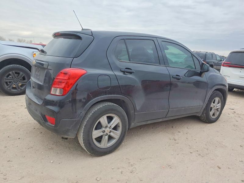 Photo 3 from auction – 2020 CHEVROLET TRAX with VIN KL7CJKSB7LB082836
