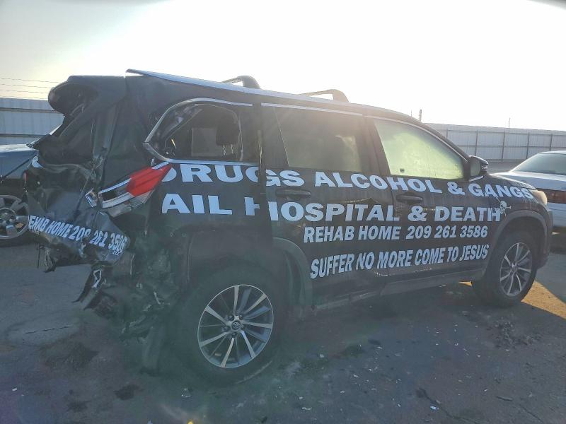 Photo 3 from auction – 2019 TOYOTA HIGHLANDER with VIN 5TDKZRFH4KS359769