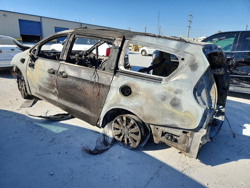 Photo 2 from auction – 2021 CHRYSLER PACIFICA with VIN 2C4RC1L75MR602837
