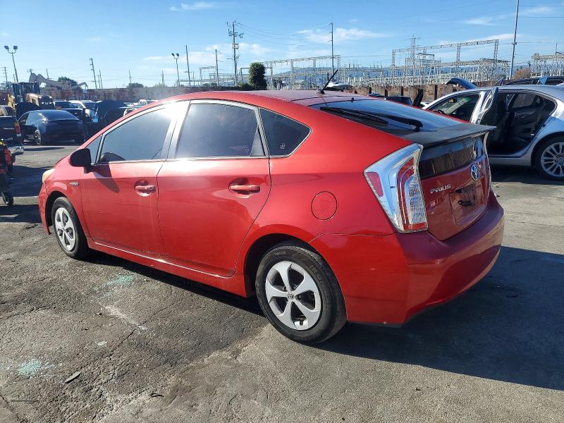 Photo 2 from auction – 2013 TOYOTA PRIUS with VIN JTDKN3DU0D5688258