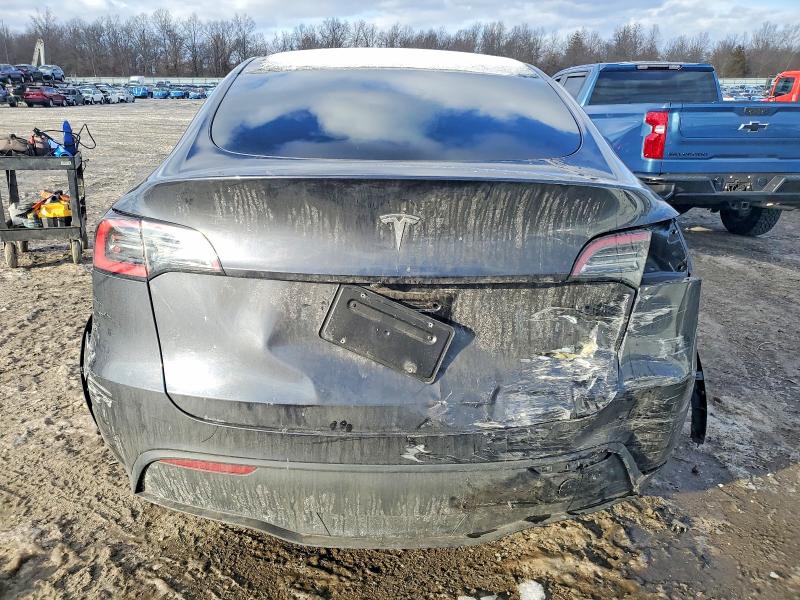 Photo 6 from auction – 2024 TESLA MODEL Y with VIN 7SAYGDEE3RA275614