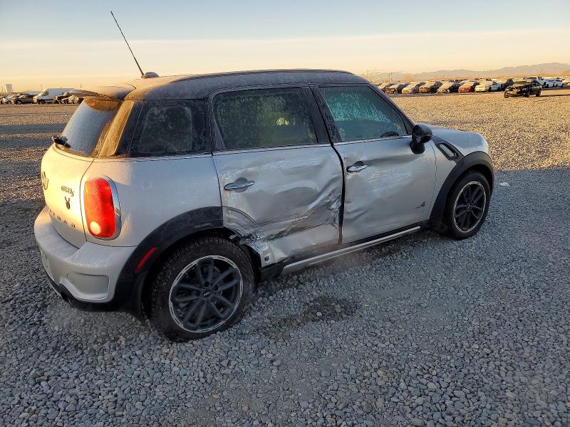 Photo 3 from auction – 2016 MINI COOPER S C with VIN WMWZC5C50GWU03841