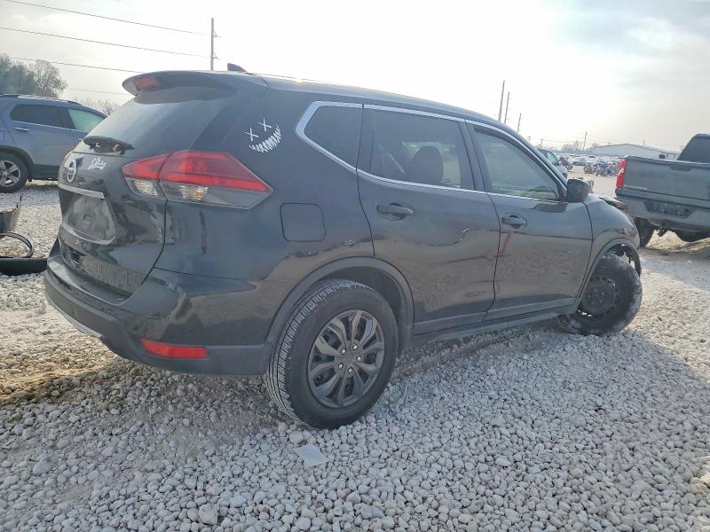 Photo 3 from auction – 2014 NISSAN ROGUE S with VIN JN8AT2MT2HW135568