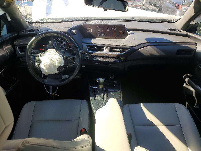 Photo 8 from auction – 2019 LEXUS UX 200 with VIN JTHY3JBH5K2003940