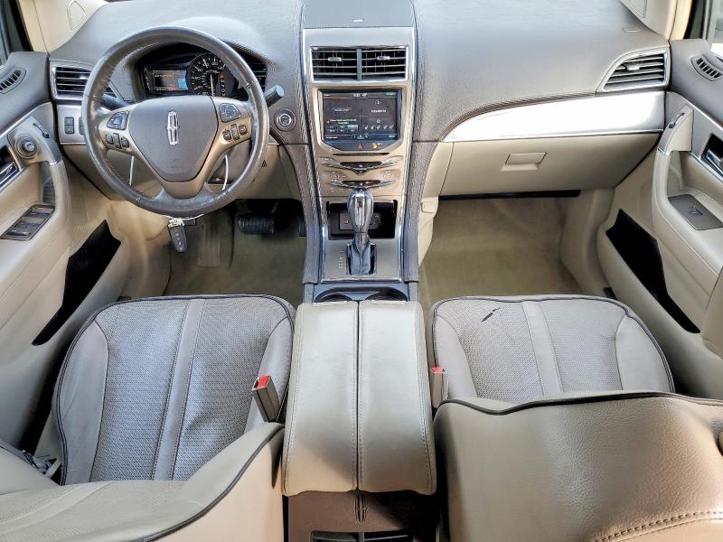 Photo 8 from auction – 2011 LINCOLN MKX with VIN 2LMDJ6JK1BBJ16942
