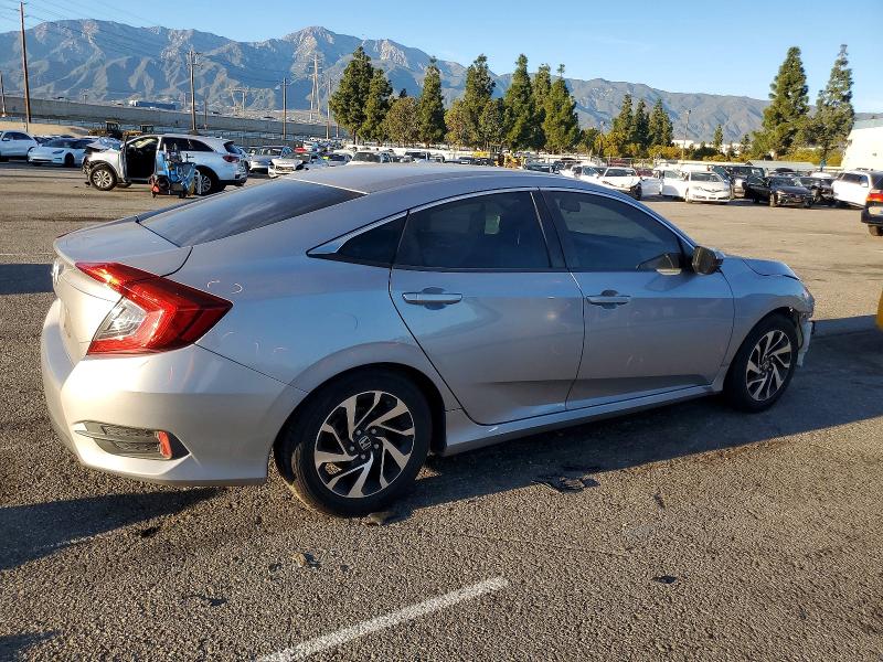 Photo 3 from auction – 2016 HONDA CIVIC LX with VIN 2HGFC2F53GH566502