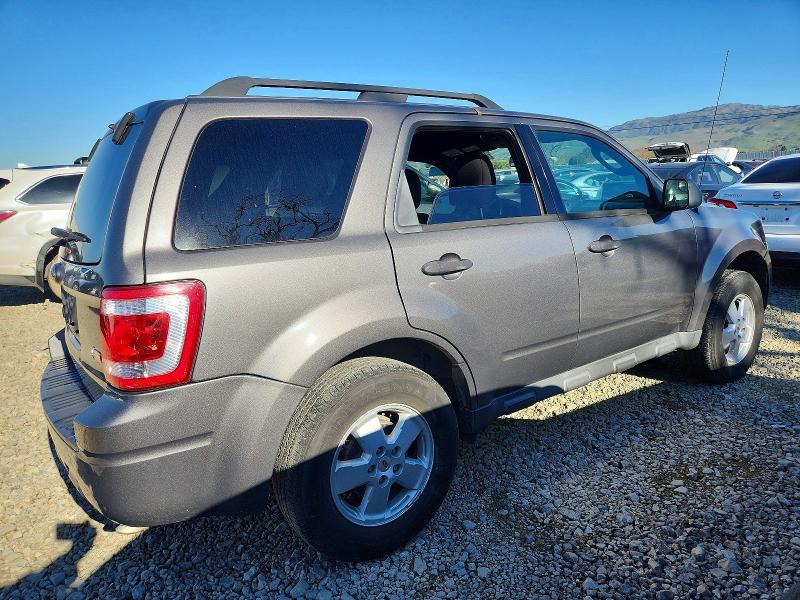 Photo 3 from auction – 2012 FORD ESCAPE XLT with VIN 1FMCU0DG5CKB32068