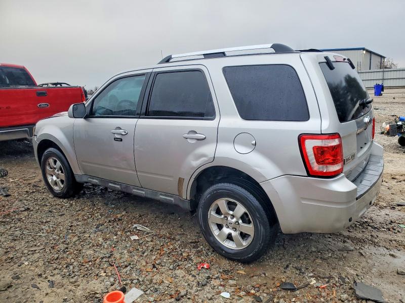 Photo 2 from auction – 2010 FORD ESCAPE LIM with VIN 1FMCU0E74AKC68638