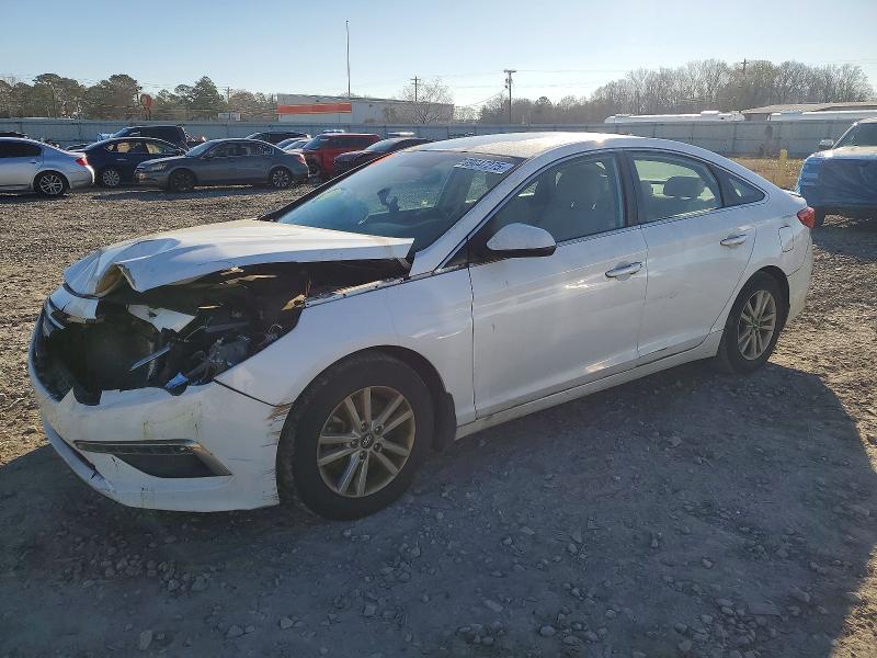 HYUNDAI SONATA SE 2015 with VIN 5NPE24AF4FH182873 - Photo from auction