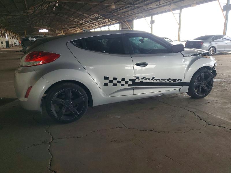 Photo 3 from auction – 2014 HYUNDAI VELOSTER with VIN KMHTC6AD9EU194161