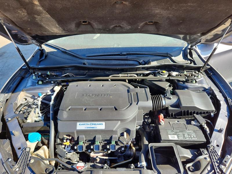 Photo 11 from auction – 2016 HONDA ACCORD EXL with VIN 1HGCR3F86GA014749