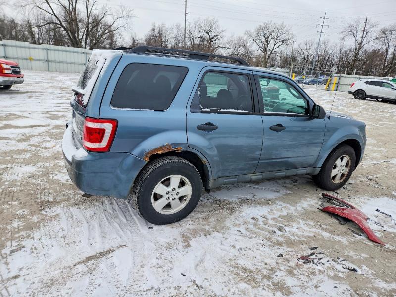 Photo 3 from auction – 2011 FORD ESCAPE XLT with VIN 1FMCU9DG9BKA46958