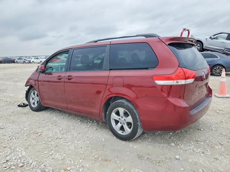 Photo 2 from auction – 2013 TOYOTA SIENNA with VIN 5TDKK3DC6DS296184