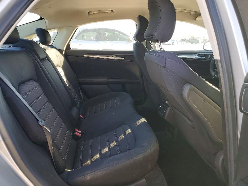 Photo 10 from auction – 2016 FORD FUSION with VIN 3FA6P0H71GR132790