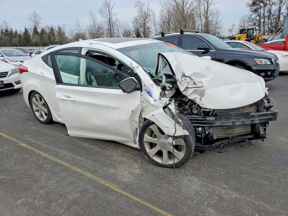 Photo 4 from auction – 2012 HYUNDAI ELANTRA with VIN 5NPDH4AE4CH092930