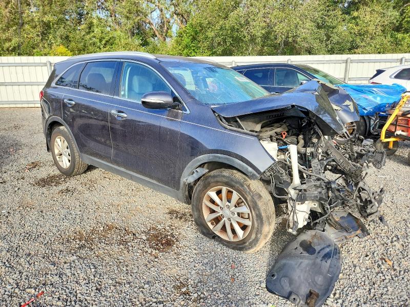 Photo 4 from auction – 2017 KIA SORENTO with VIN 5XYPG4A38HG321641