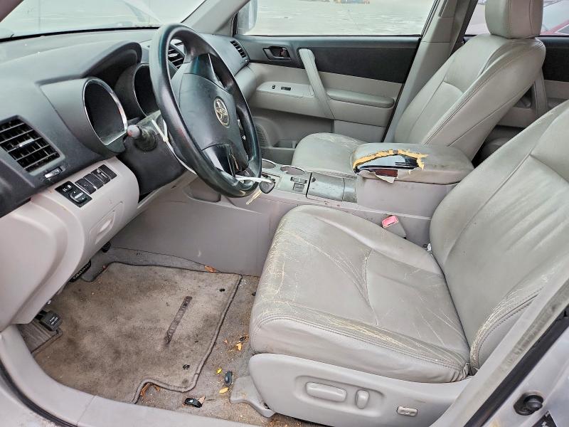 Photo 7 from auction – 2010 TOYOTA HIGHLANDER with VIN JTEZK3EH0A2105186