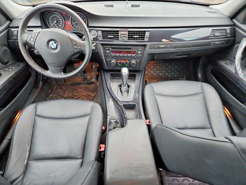 Photo 8 from auction – 2010 BMW 328 XI with VIN WBAPK7C52AA459368