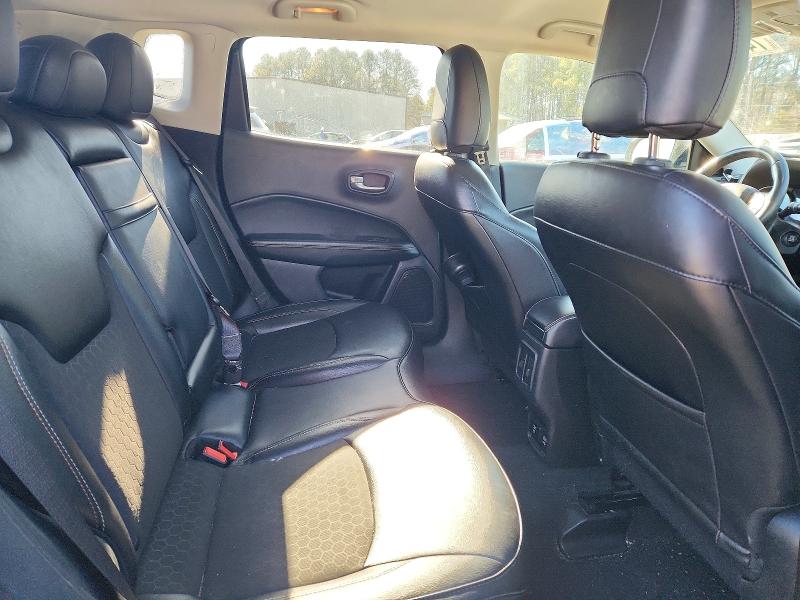 Photo 11 from auction – 2019 JEEP COMPASS with VIN 3C4NJDBB6KT653625