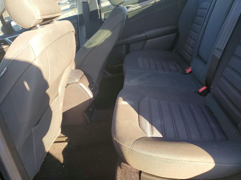 Photo 10 from auction – 2017 FORD FUSION with VIN 3FA6P0HD3HR205617