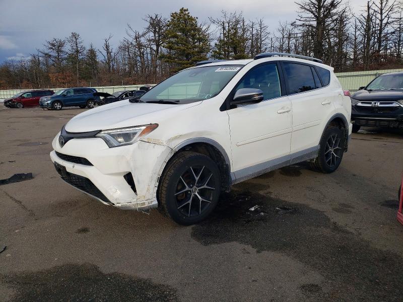 TOYOTA RAV4 SE 2017 with VIN 2T3JFREV5HW660618 - Photo from auction