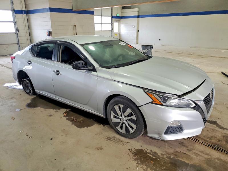 Photo 4 from auction – 2019 NISSAN ALTIMA S with VIN 1N4BL4BV9KC167755