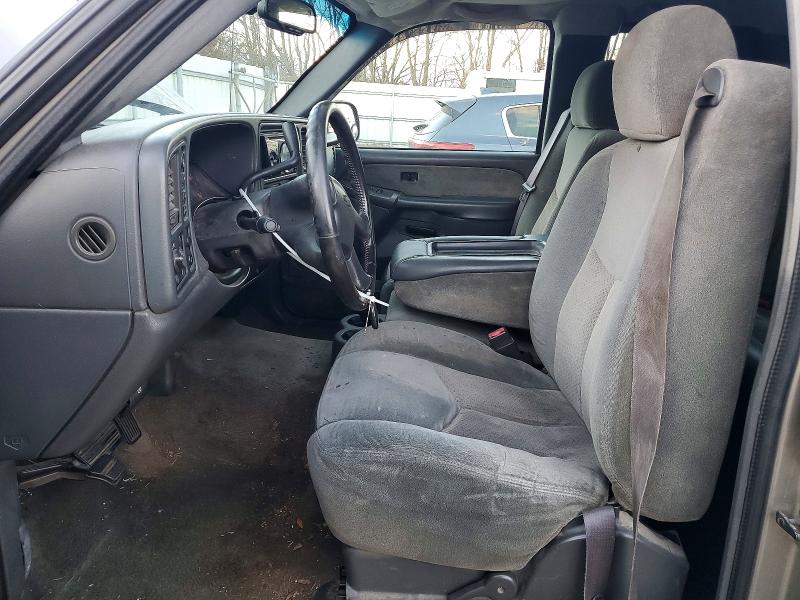 Foto 7 de la subasta – 2003 CHEVROLET SILVERADO con VIN 1GCEK19T03E234357