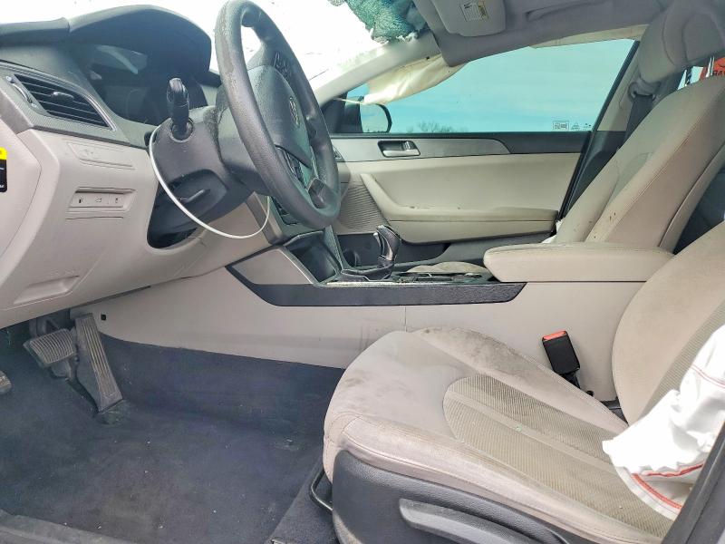 Photo 7 from auction – 2017 HYUNDAI SONATA SE with VIN 5NPE24AF4HH521988