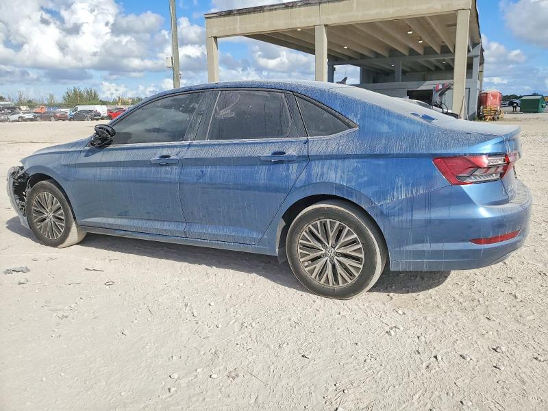 Photo 2 from auction – 2019 VOLKSWAGEN JETTA with VIN 3VWC57BU2KM164600