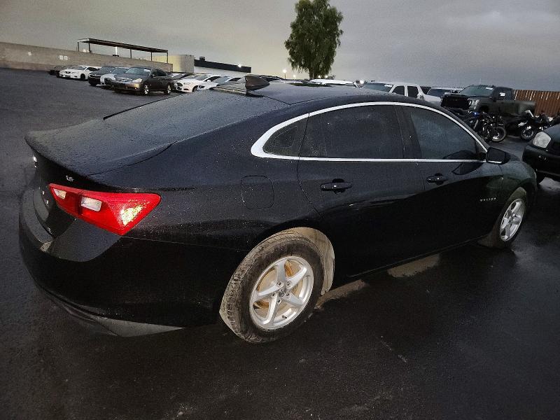Photo 3 from auction – 2016 CHEVROLET MALIBU LS with VIN 1G1ZB5ST5GF304012