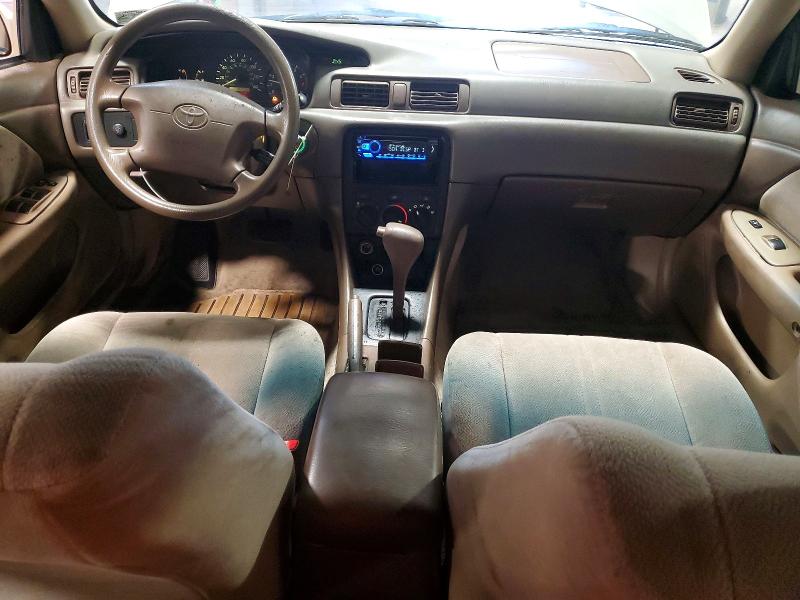 Photo 8 from auction – 2001 TOYOTA CAMRY CE with VIN 4T1BG22K91U858331