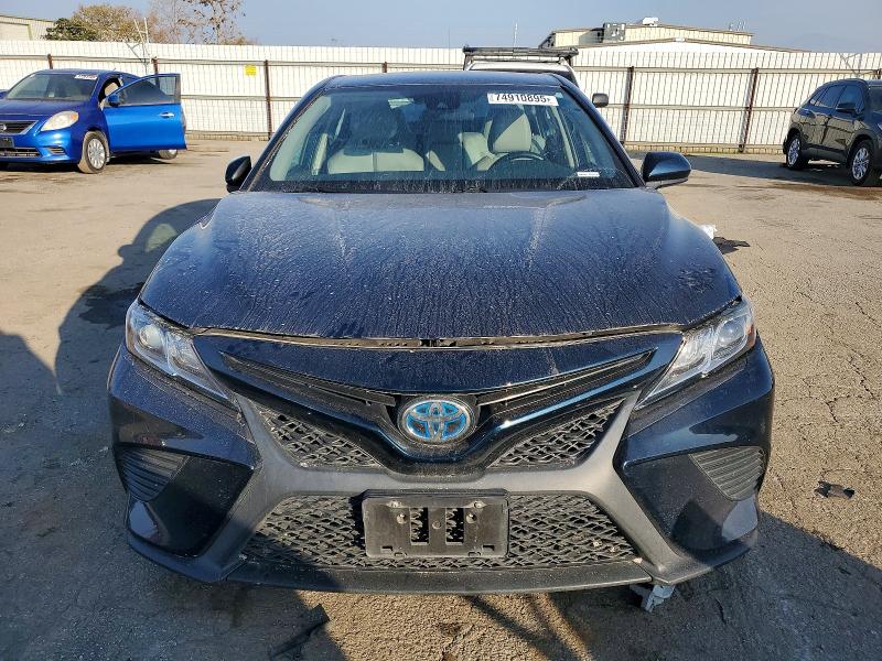 Photo 5 from auction – 2020 TOYOTA CAMRY SE with VIN 4T1G31AK2LU015829