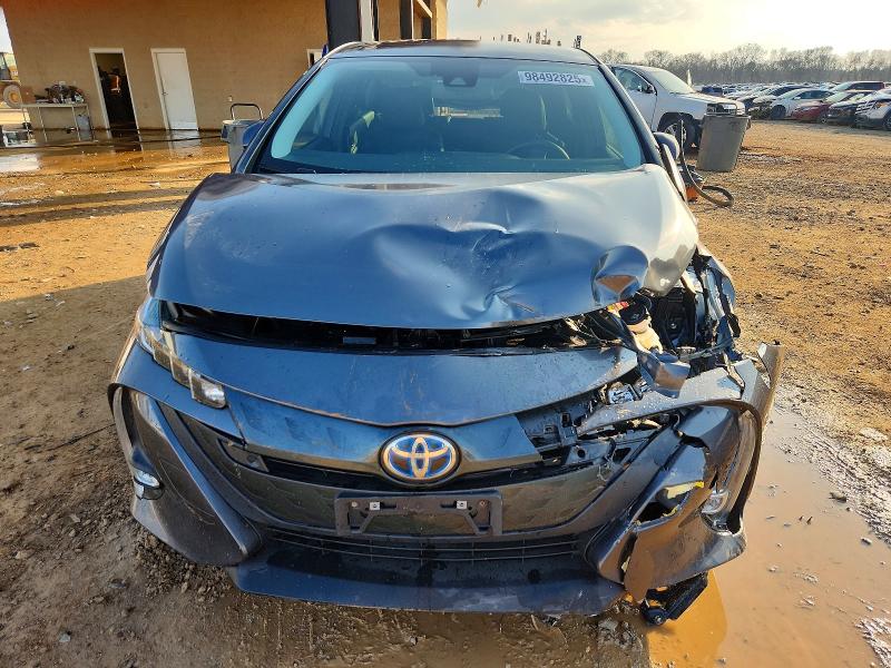 Photo 5 from auction – 2017 TOYOTA PRIUS PRIM with VIN JTDKARFP7H3017788