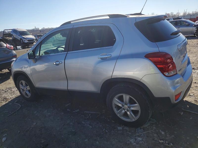 Photo 2 from auction – 2020 CHEVROLET TRAX 1LT with VIN KL7CJLSB1LB012920