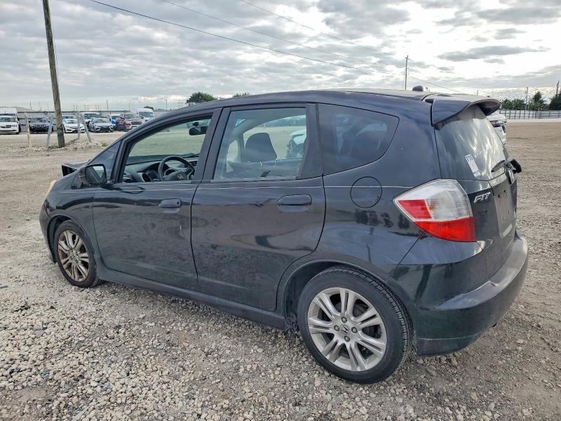 Photo 2 from auction – 2011 HONDA FIT with VIN JHMGE8H5XBC015619