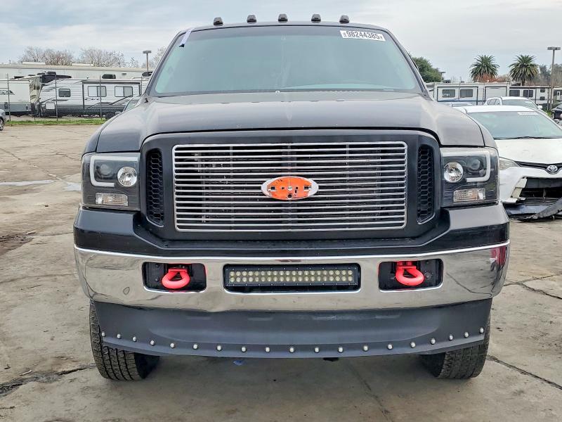 Photo 5 from auction – 2005 FORD F250 SUPER with VIN 1FTSW21P95EA80925